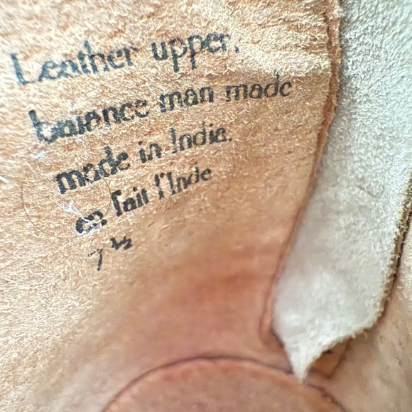 SEYCHELLES Impossible Beige Suede Harness Ankle Heeled Booties Size 7.5 Women’s - Picture 11 of 13